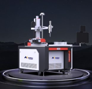 Automatic-laser-welding-machine